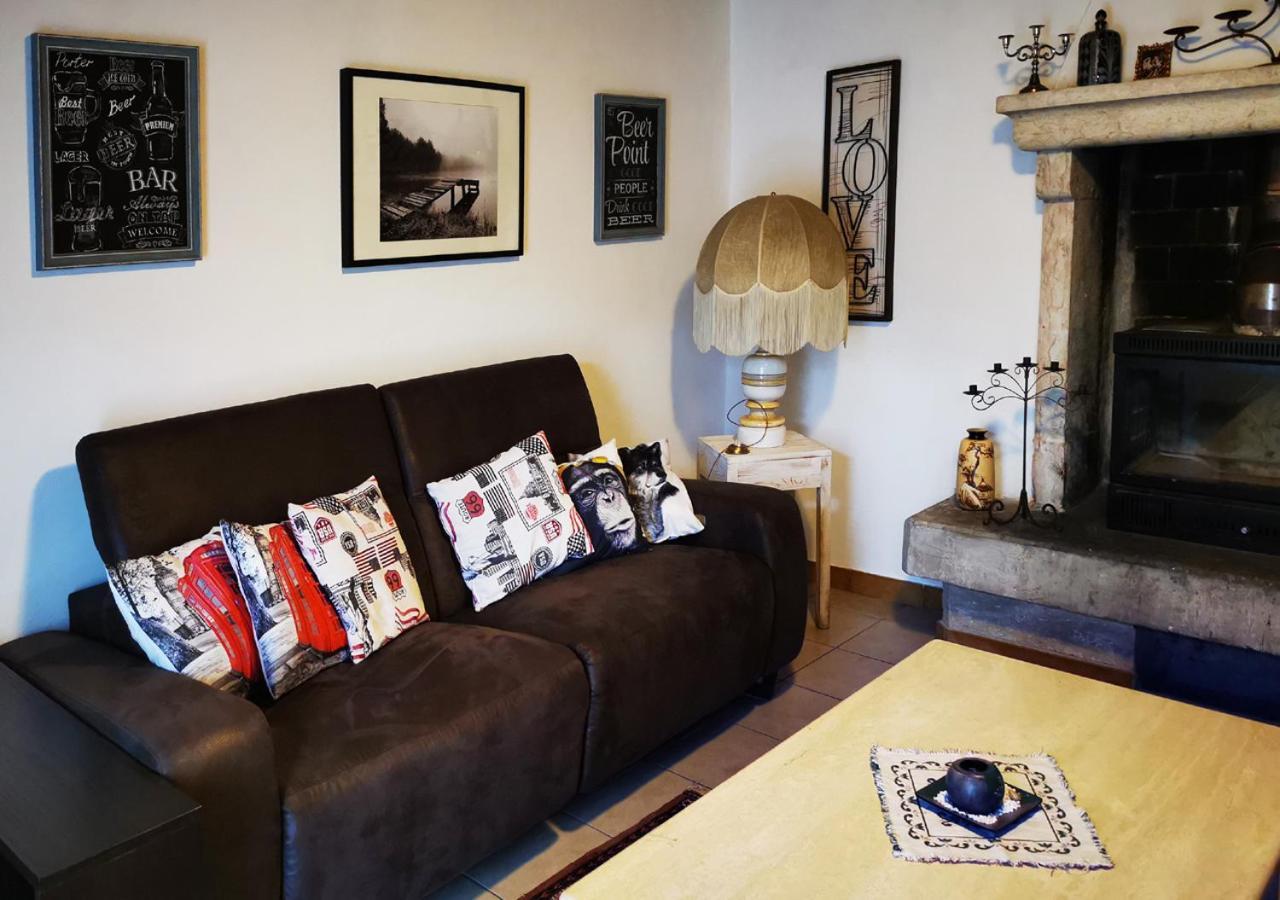 Casa Rustica Con Giardino Villa Caprino Veronese Eksteriør bilde